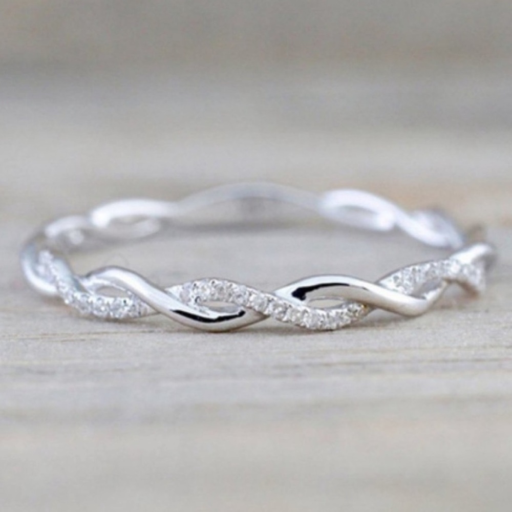 925 STERLING SILVER DIAMOND TWISTED ETERNITY RING - Picture 1 of 3